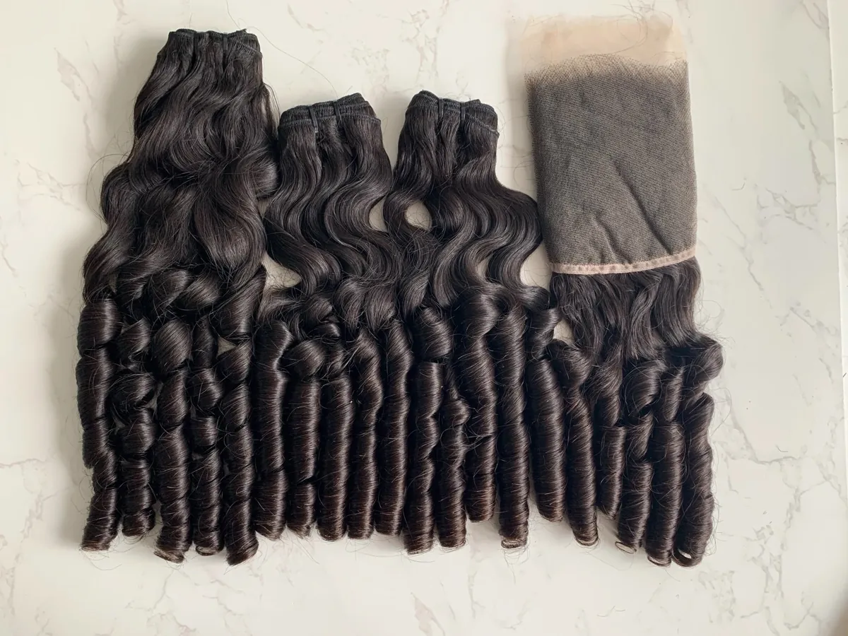 Bouncy Curl and Body Wave Bundles with Closure